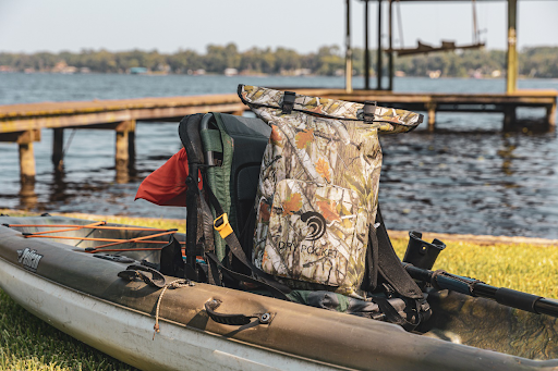 Reel in the Adventure : Explorer le sac étanche de pêche essentiel pour les pêcheurs