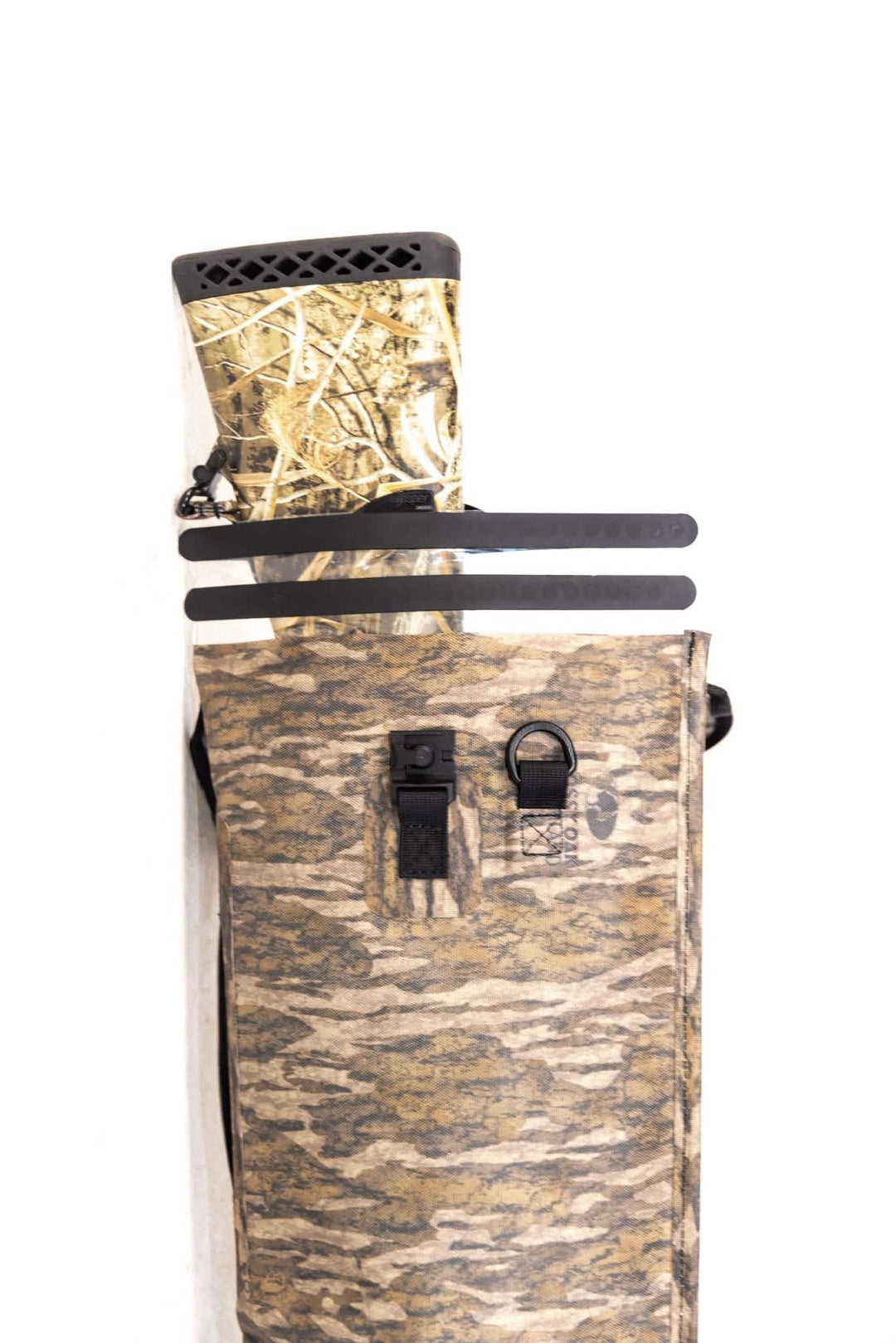 Dry Pocket, Dry Pocket Apparel, Mossy Oak, Shotgun Bag, Waterproof Gun Bag, Rifle Bag, Waterproof Shotgun Bag, Floating Gun Bag, Floating Shotgun Bag, Hunting, Duck Hunting, Duck Hunting Gear, Shotgun Case, Waterproof Shotgun Case, Waterproof Gun Bag, Waterproof Gun Case, Dry Pocket Shotgun Bag