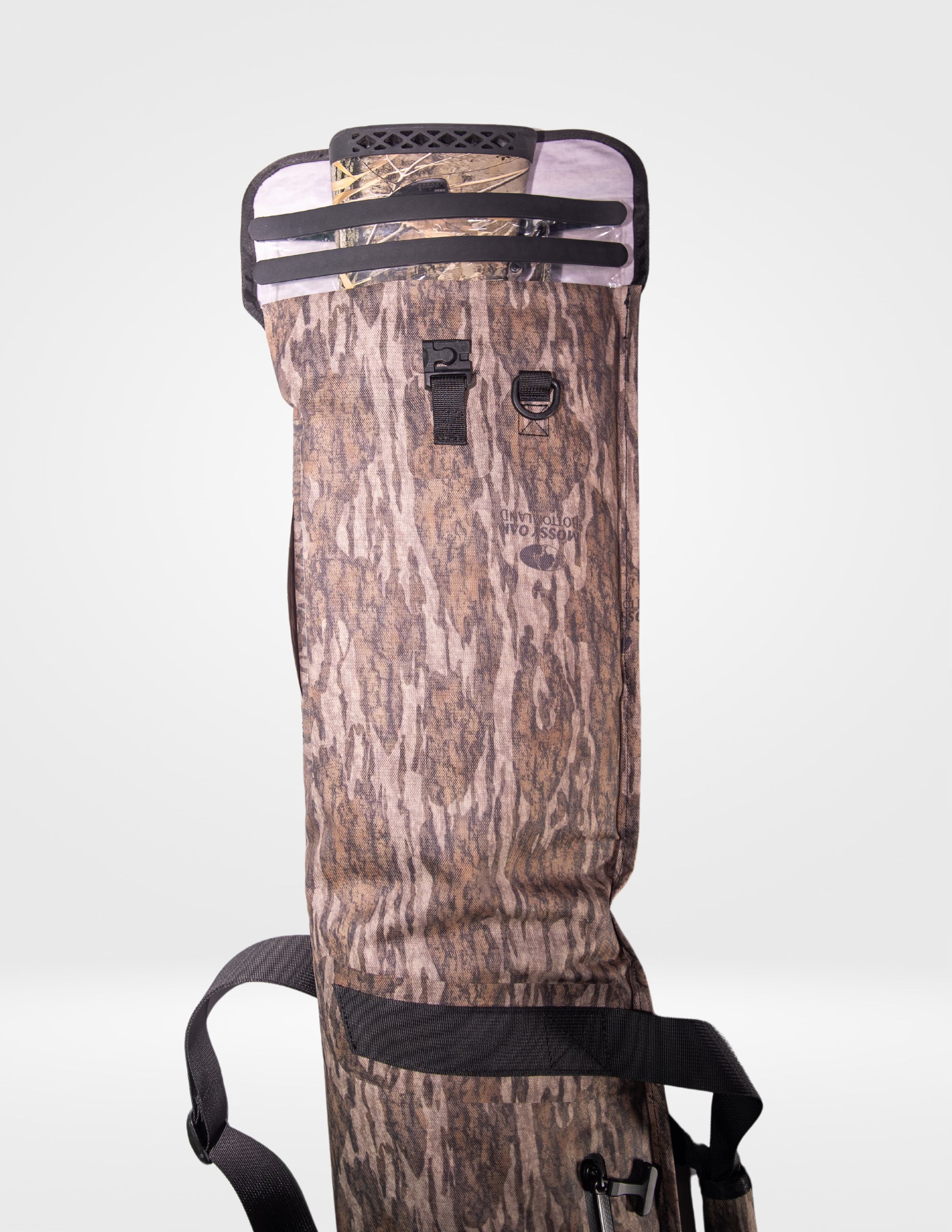 Dry Pocket, Dry Pocket Apparel, Mossy Oak, Shotgun Bag, Waterproof Gun Bag, Rifle Bag, Waterproof Shotgun Bag, Floating Gun Bag, Floating Shotgun Bag, Hunting, Duck Hunting, Duck Hunting Gear, Shotgun Case, Waterproof Shotgun Case, Waterproof Gun Bag, Waterproof Gun Case, Dry Pocket Shotgun Bag