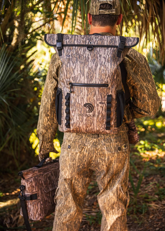 Dry Pocket, Dry Pocket Apparel, Mossy Oak, Mossy Oak New Bottomland Camo, Dry Bag, Backpack Dry bag, Waterproof bag, hunting bag, scent proof bag, waterproof backpack, floating waterproof bag, fishing bag, tackle bag,