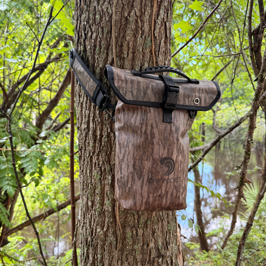 [PRE-ORDER] Waterproof Floating Shell Bag / Boating Bag (Arriving in August)