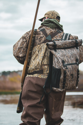 Dry Pocket, Mossy Oak, Dry Pocket Apparel, Duck Hunt, Waterfowl, cooler, dry bag, blind bag, lunch box, waterproof blind bag, waterproof cooler, floating cooler, floating blind bag, 