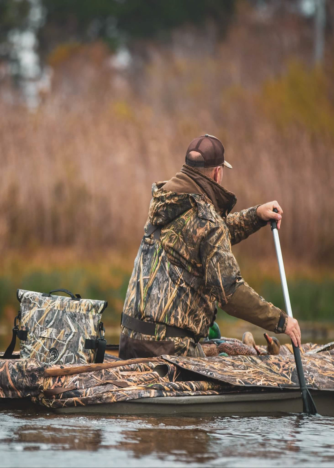 Dry Pocket, Mossy Oak, Dry Pocket Apparel, Duck Hunt, Waterfowl, cooler, dry bag, blind bag, lunch box, waterproof blind bag, waterproof cooler, floating cooler, floating blind bag, 